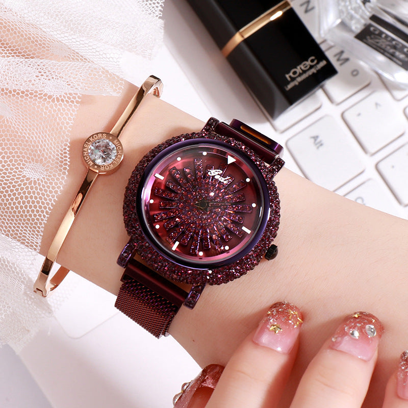Women's watch with diamond