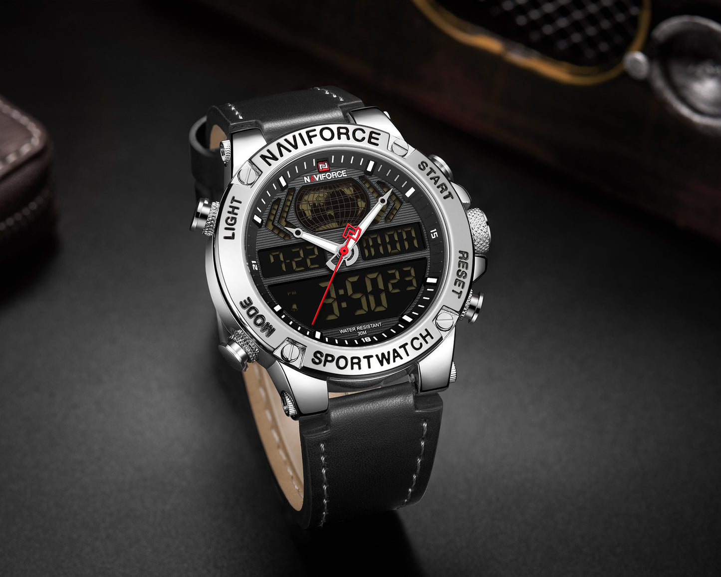 Watch large dial double display electronic quartz