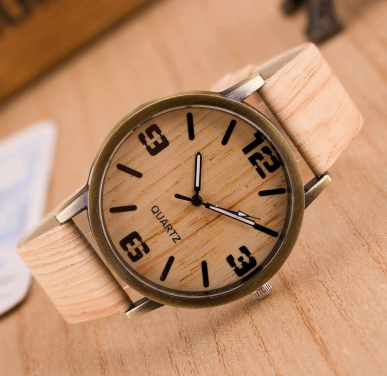 Reloj de madera de moda con cuatro figuras para hombres y mujeres, reloj de madera popular