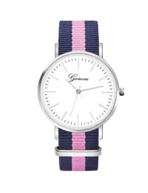 Los amantes miran la tendencia de moda femenina versión coreana del reloj de cuarzo simple para estudiantes masculinos con correa de lona de nailon, venta caliente