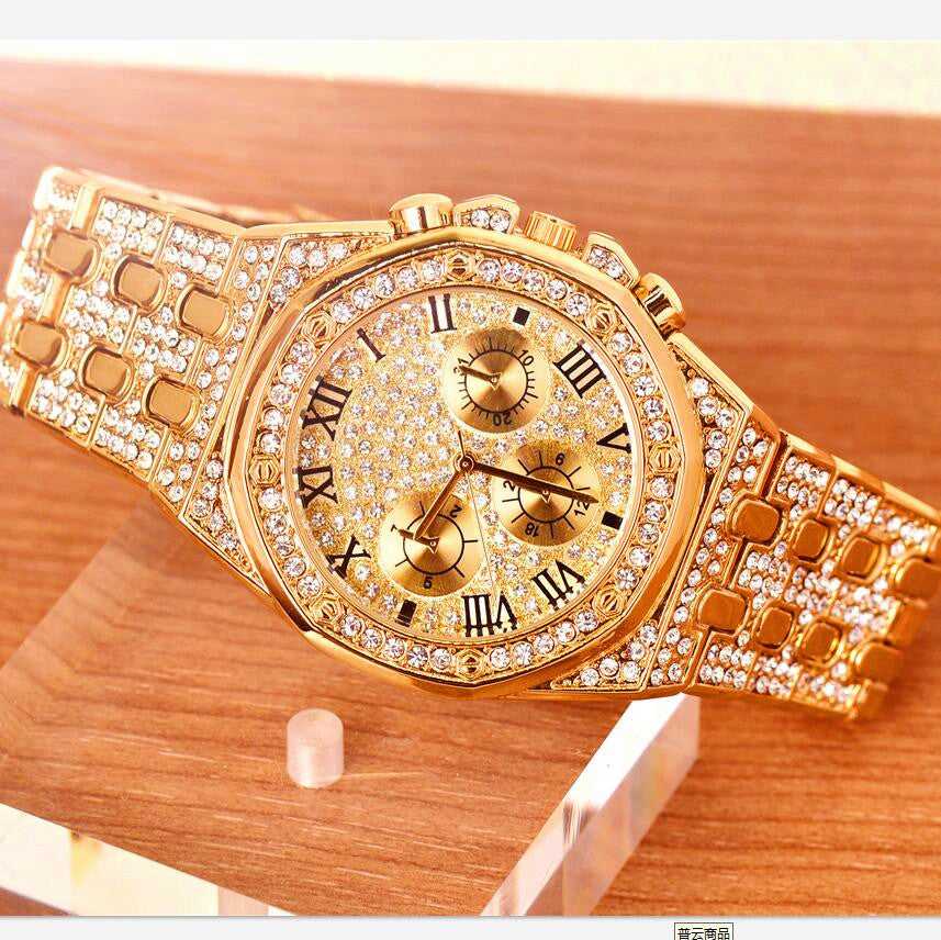 Reloj Tyrant Gold para hombre, con personalidad, resistente al agua, con correa de acero y diamantes de imitación