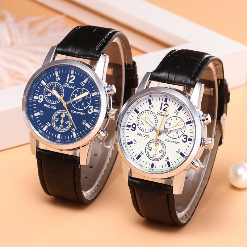 Reloj de hombre con correa de cristal y tres ojos