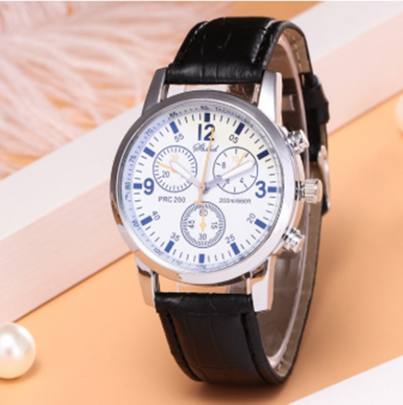 Reloj de hombre con correa de cristal y tres ojos