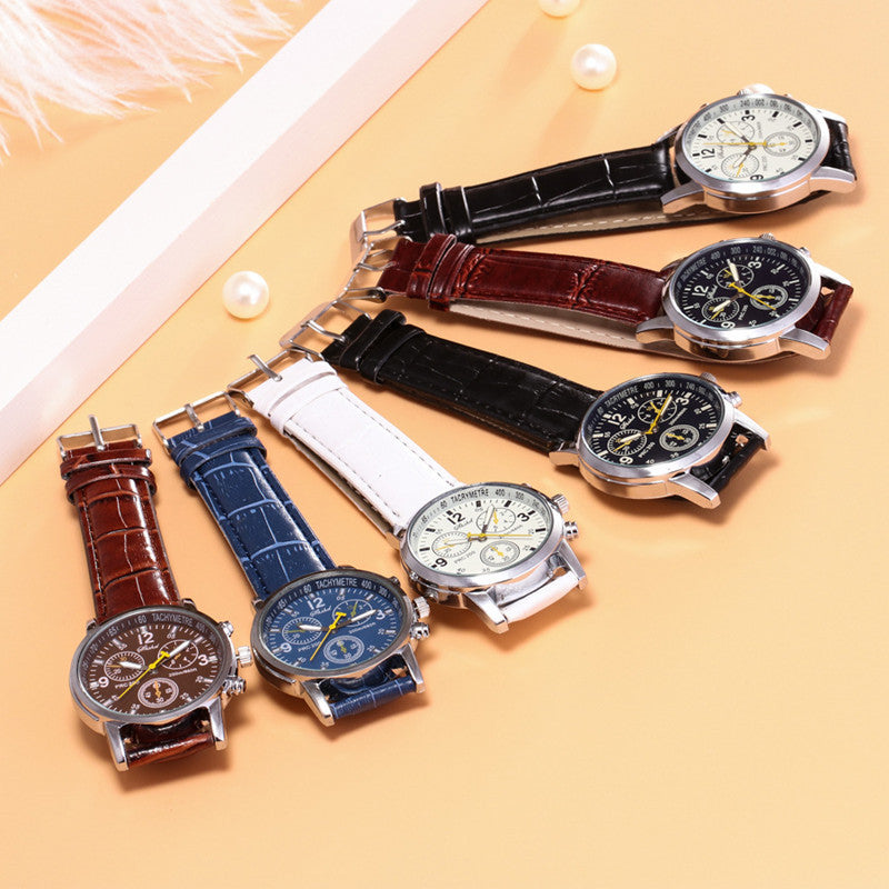 Reloj de hombre con correa de cristal y tres ojos