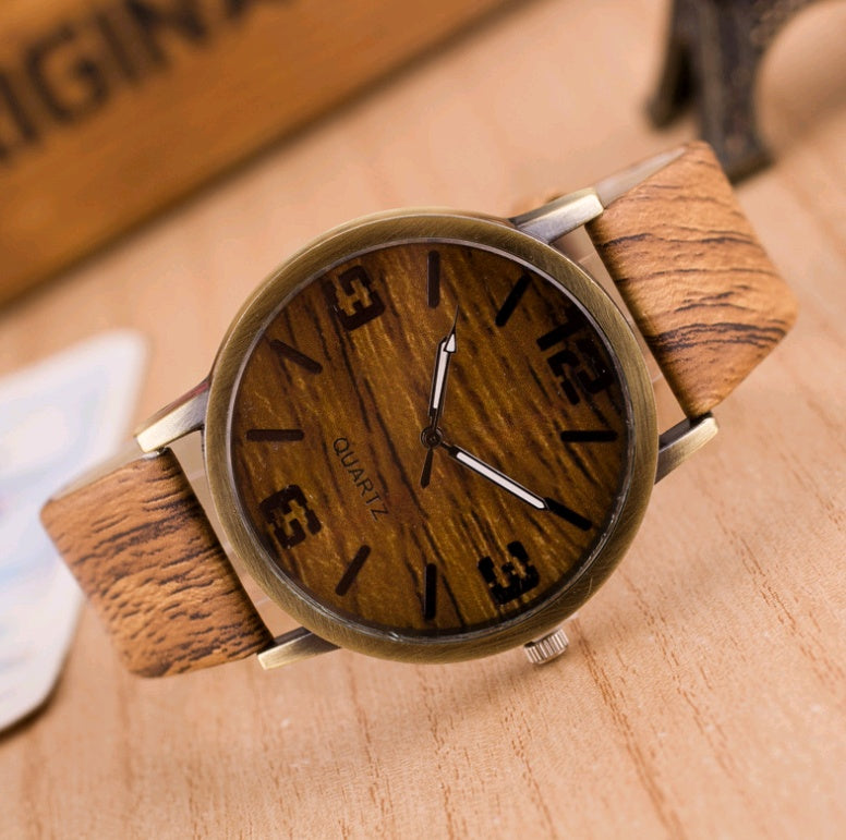 Reloj de madera de moda con cuatro figuras para hombres y mujeres, reloj de madera popular