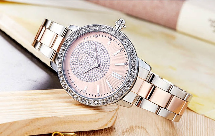 Women's fashion diamond-studded steel business watch
