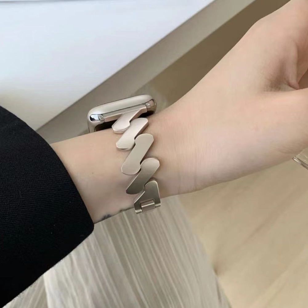 Pulsera de seda con forma de Z y patrón de ondas para reloj