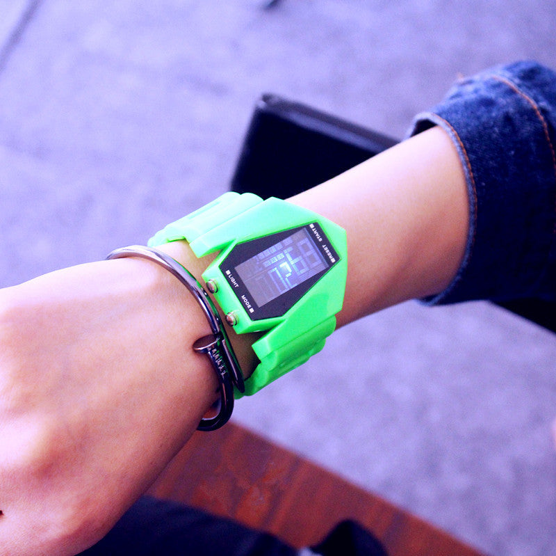 Reloj electrónico multifuncional de moda para estudiantes de moda Harajuku con LED luminoso ulzzang de Corea del Sur para amantes de los deportes para hombres y mujeres