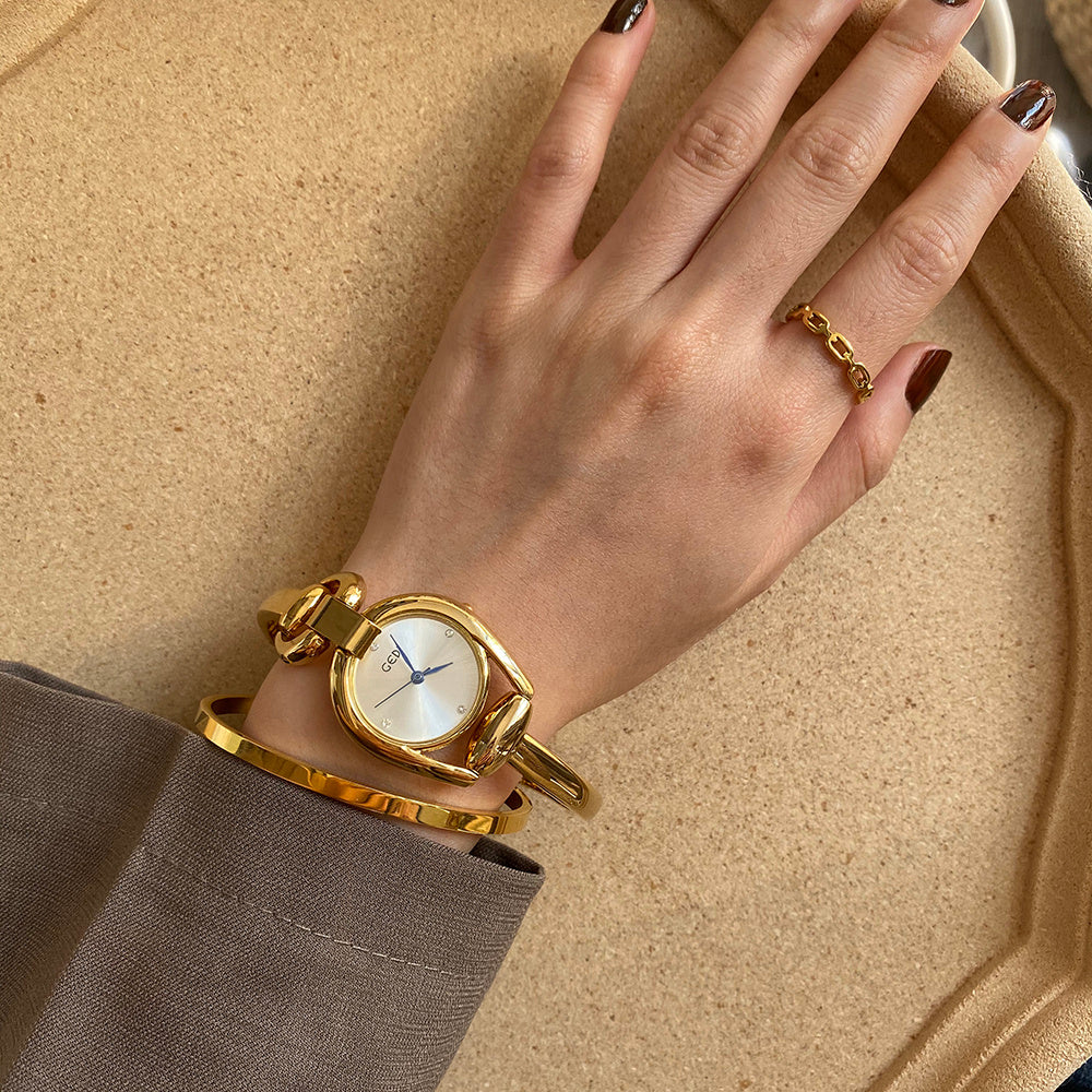 Metal chain quartz watch