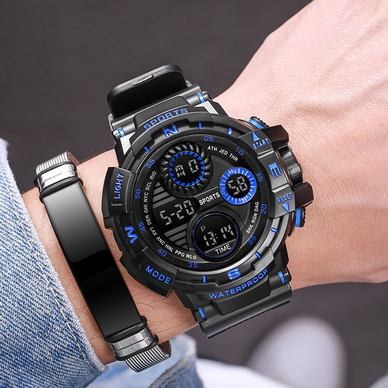 Reloj deportivo multifunción resistente al agua y a la moda.