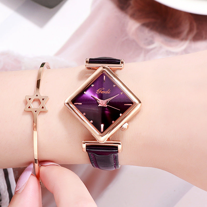 Reloj con esfera de diamantes