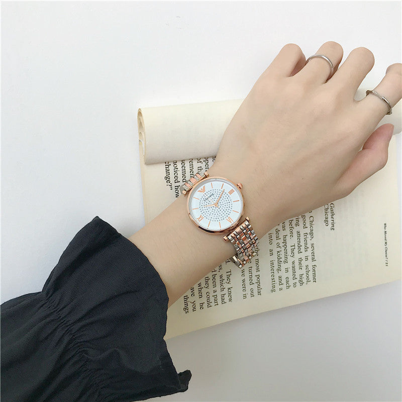 Reloj femenino de estilo minimalista de lujo con gran sensación de luminosidad.