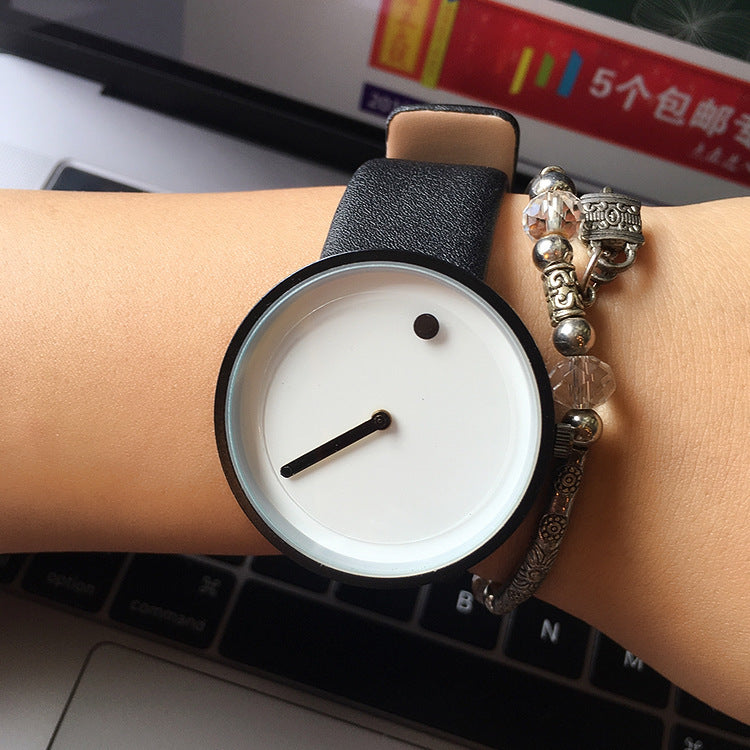 Reloj de cuarzo para amantes de hombres y mujeres con marea neutra y movimiento de moda coreana con personalidad de concepto creativo simple sin puntero