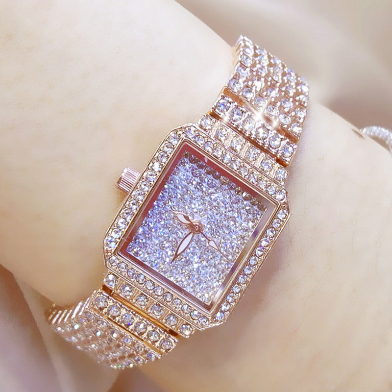Reloj de cuarzo resistente al agua con diamantes completos