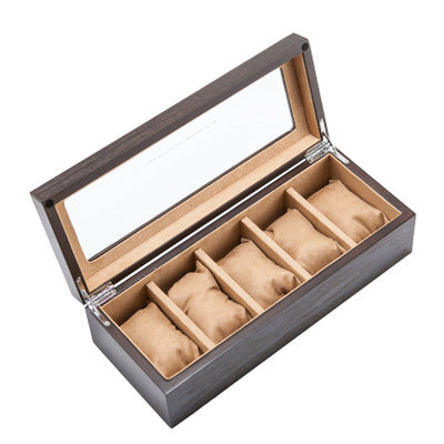 Caja expositora de relojes mecánicos.