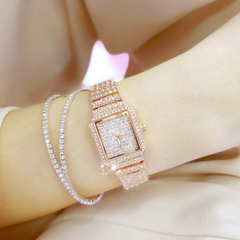 Reloj de cuarzo resistente al agua con diamantes completos