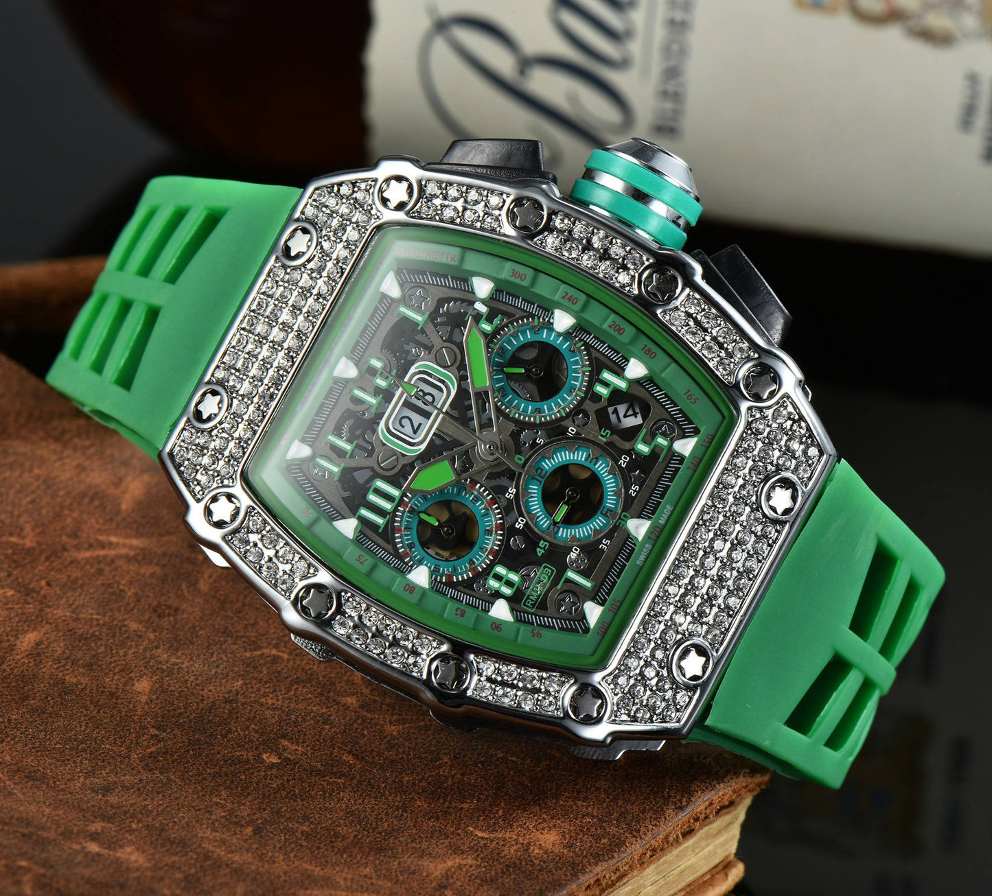 Fashion Diamond Gypsophila Watch Men