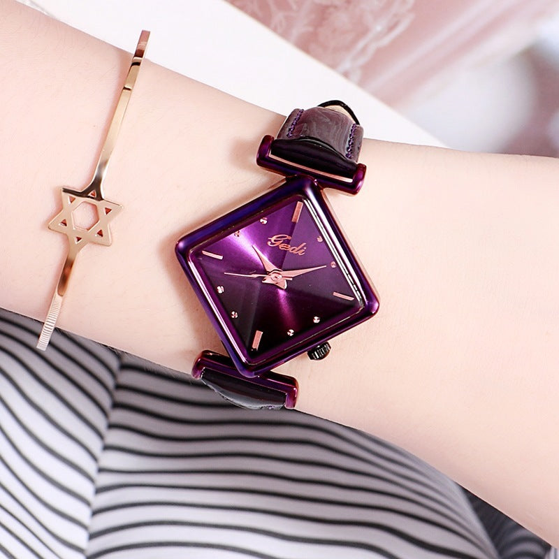 Reloj con esfera de diamantes