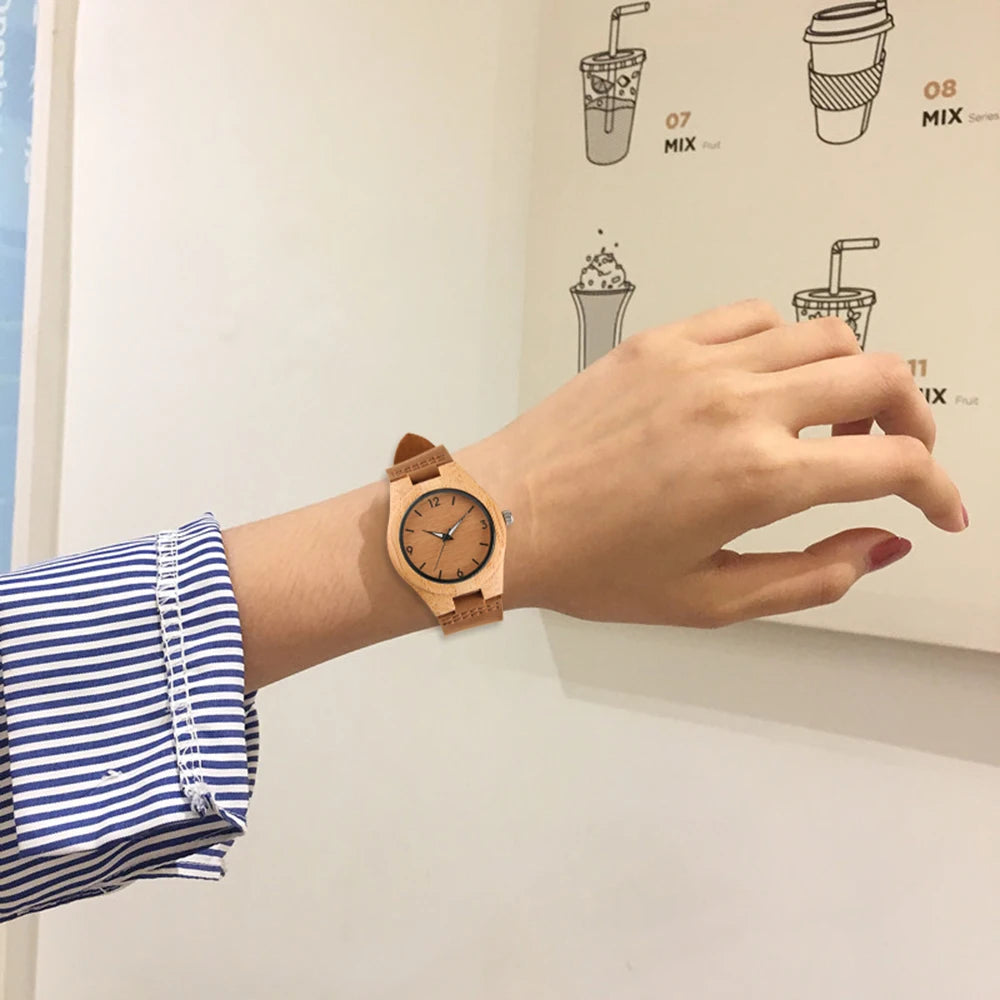 Trendy Coffee Brown Dial Bamboo Wood Ladies Quartz Wristwatch Genuine Leather Watchband Natural Style Wooden Women's Wristwatch
