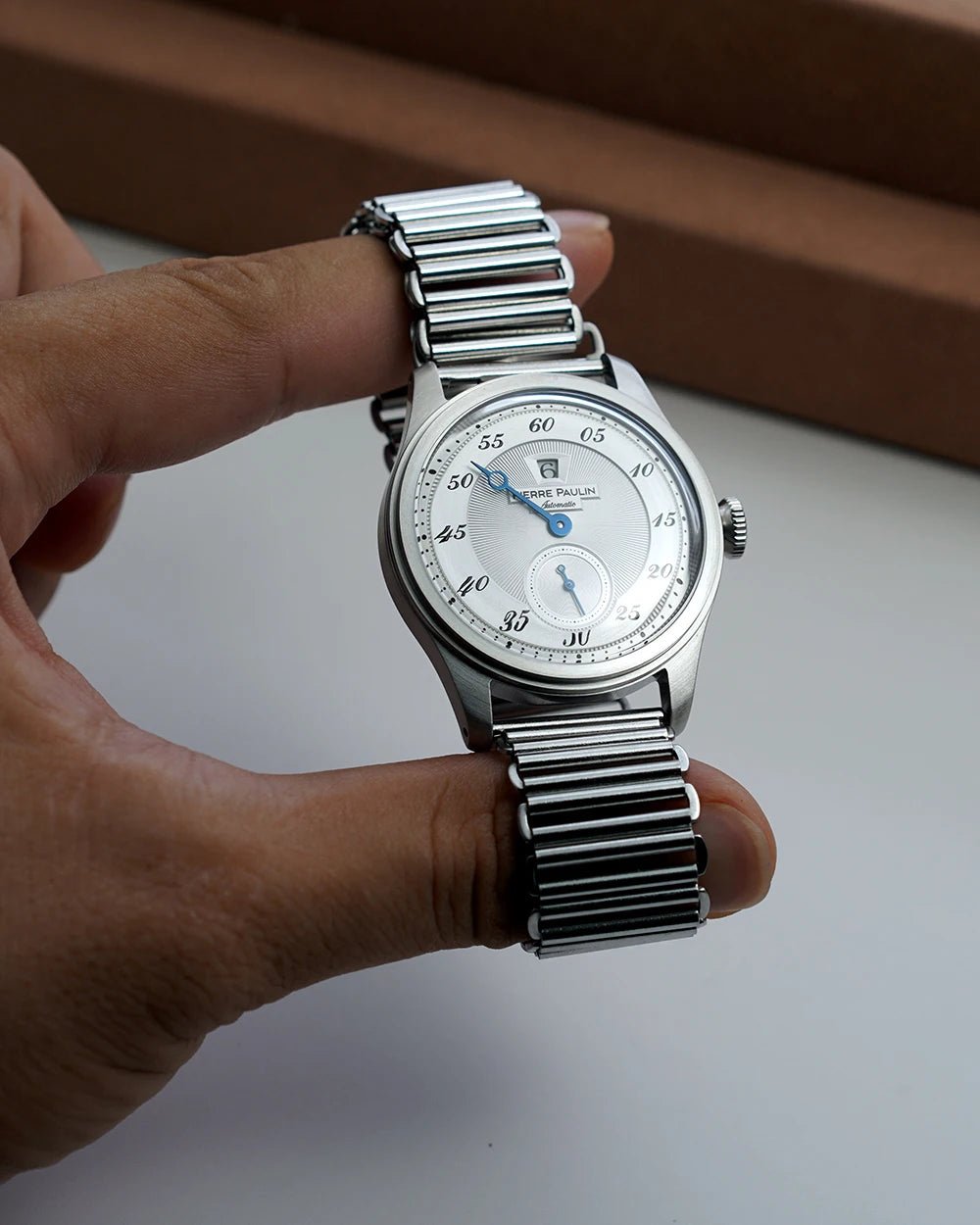 Spot goods Pierre Paulin Jumping Hour Men Watch Silver Dial Automatic St17 Mechanical Watch Vintage Date Window 38mm Metal