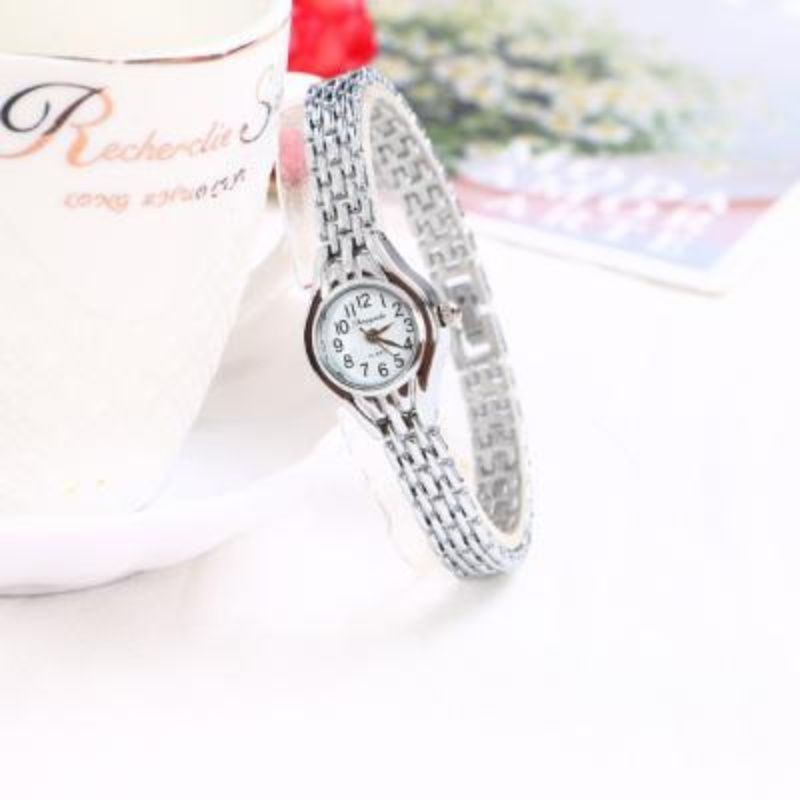 Reloj de mujer moderno y combinable