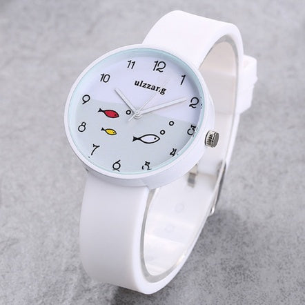 Reloj para niños y niñas con correa de silicona de color, reloj de pulsera de cuarzo a la moda con esfera de pez, reloj de dibujos animados para niños 