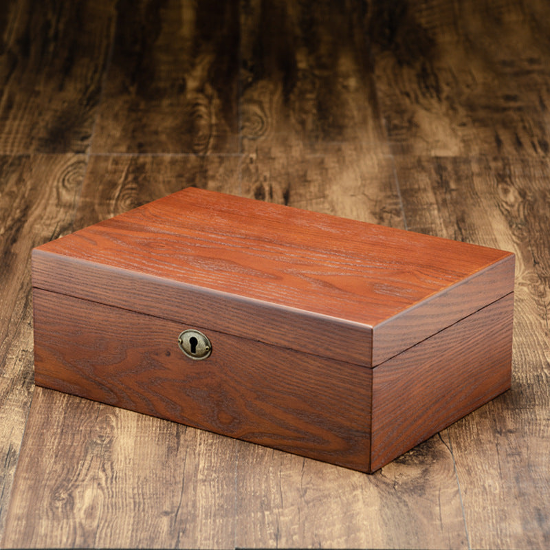 Simple bracelet display solid wood watch box