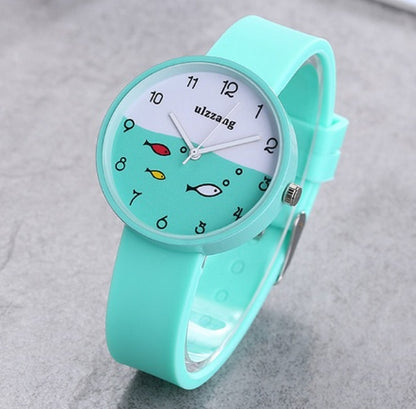 Reloj para niños y niñas con correa de silicona de color, reloj de pulsera de cuarzo a la moda con esfera de pez, reloj de dibujos animados para niños 