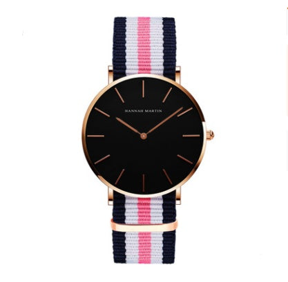 Reloj de cuarzo sencillo resistente al agua.