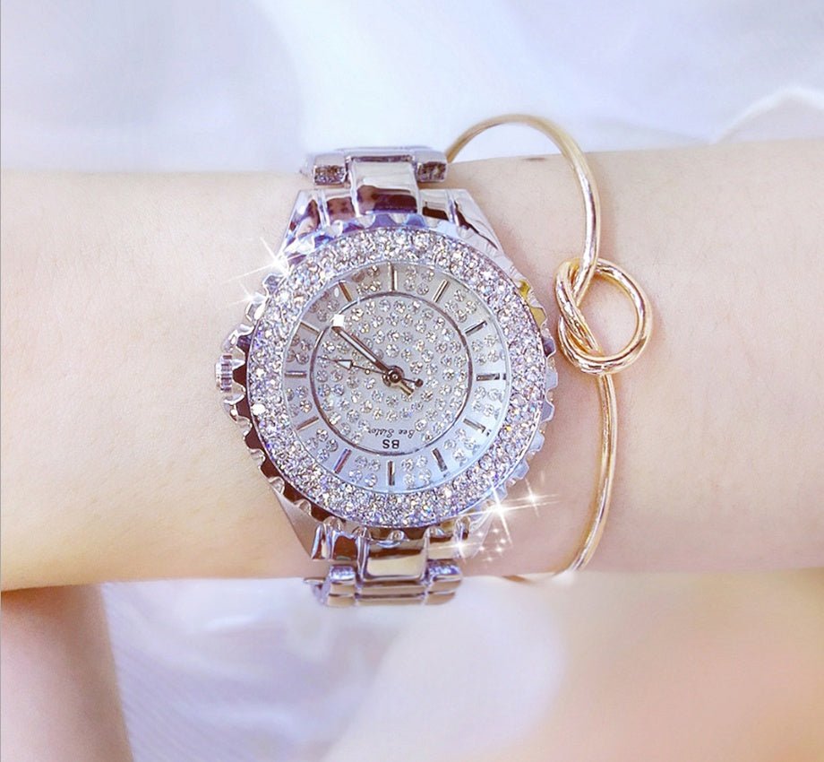 Nuevo y popular reloj de mujer con estrellas, completamente automático, no mecánico, reloj de mujer, reloj de moda para estudiantes, resistente al agua