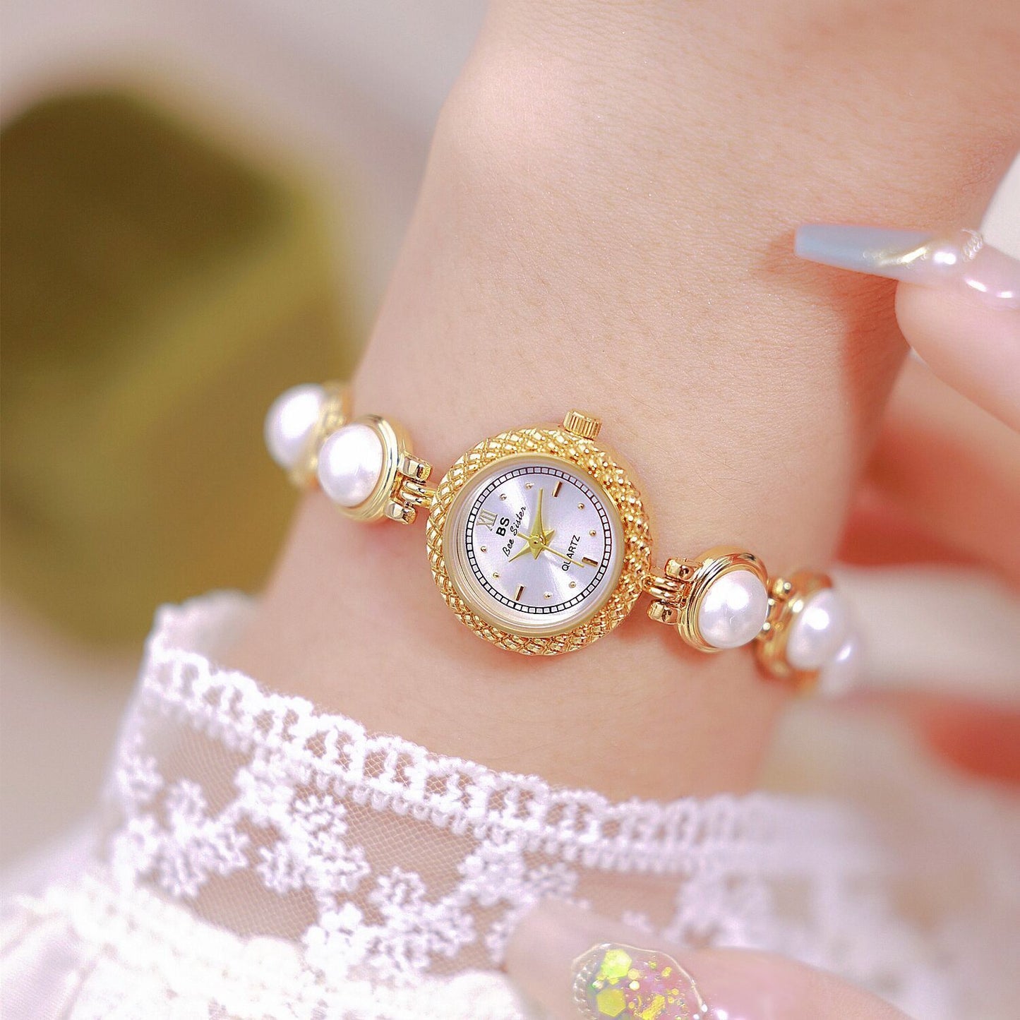 Reloj de pulsera de perlas con temperamento para mujer