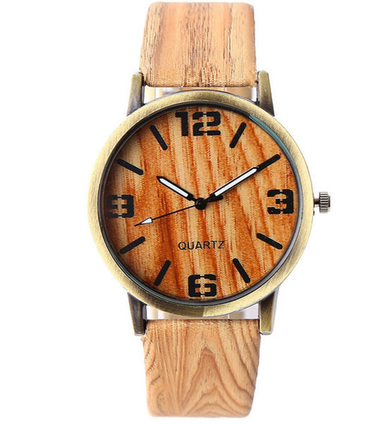 Reloj de pulsera con vetas de madera