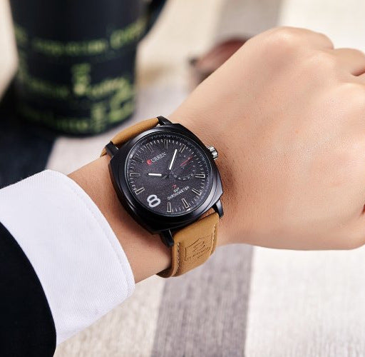 Una marca de relojes de moda de moda en Corea del Sur son los relojes con cinturón electrónico para hombres y estudiantes. Relojes de lujo para hombres.