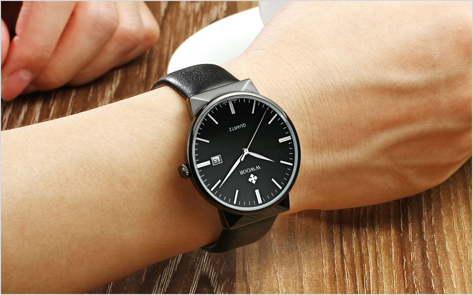 Men's leather quartz watch