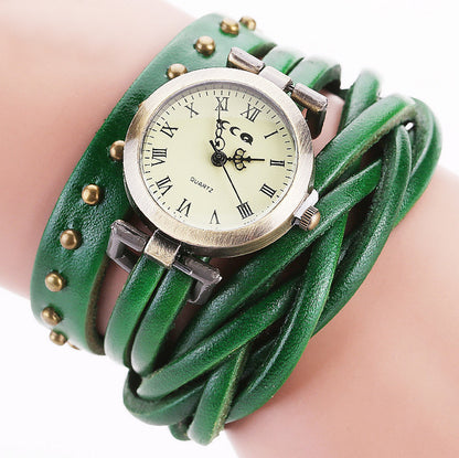 Reloj de pulsera con personalidad de moda para mujer, estilo trenzado de masa de piel de vaca, remache retro