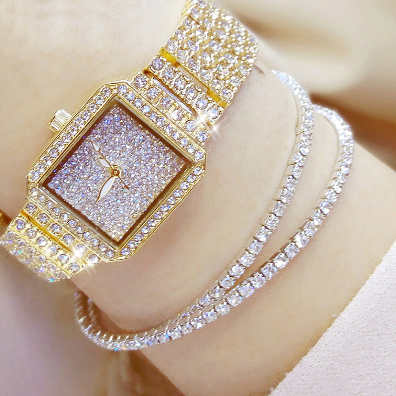 Reloj de cuarzo resistente al agua con diamantes completos