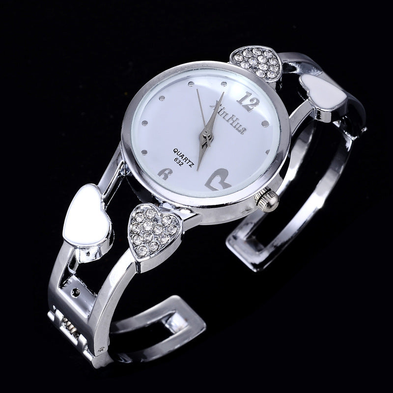 Heart-shaped steel band ladies bracelet watch