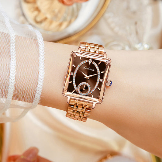 Reloj de mujer de oro rosa con dos agujas y diamantes de moda