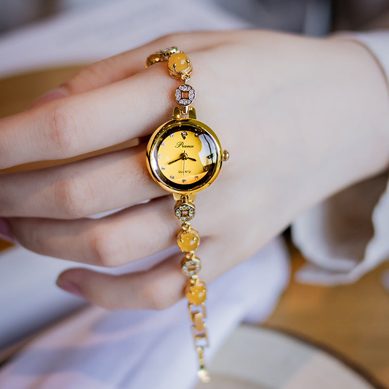 Reloj de jade y calcedonia con pulsera de monedas de cobre para mujer