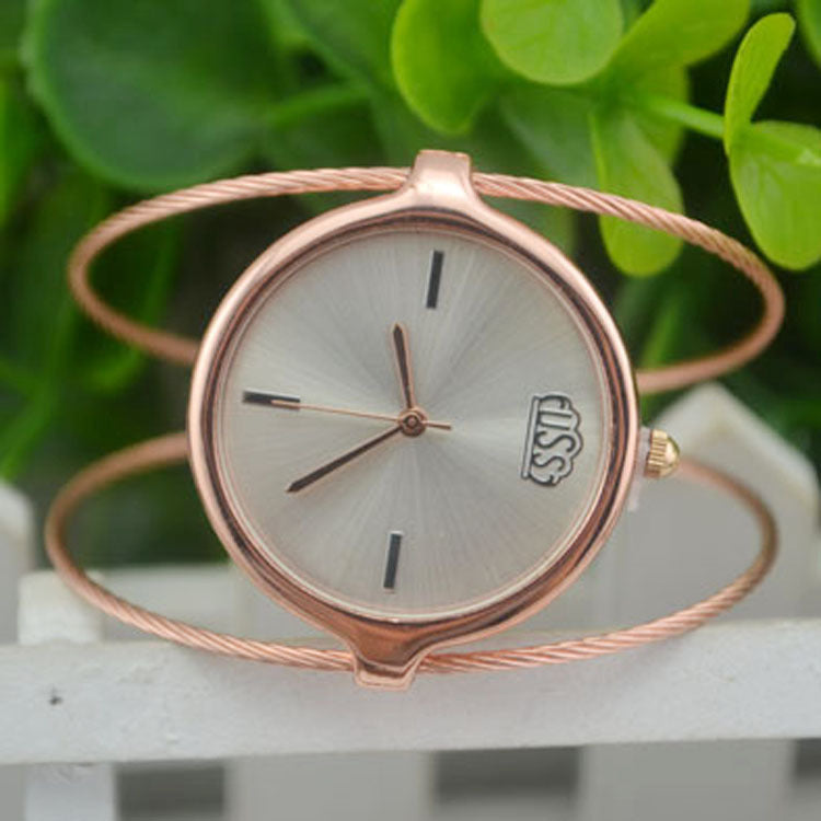 Reloj retro para niñas, redondo, con brazalete de alambre de acero