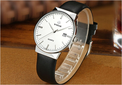 Men's leather quartz watch