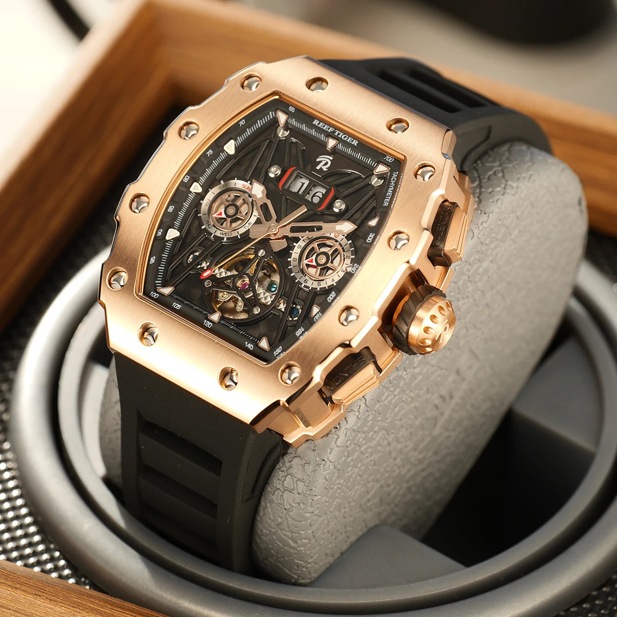 REEF TIGER Titan Rose Gold Tonneau Relojes mecánicos automáticos para hombre Reloj de goma luminoso multifunción Orologio da uomo RGA3009