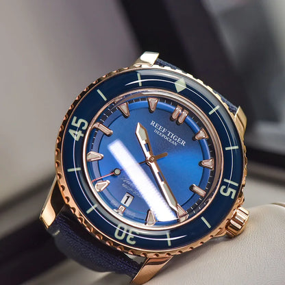 Reef Tiger/RT relojes de buceo para hombre, oro rosa, esfera azul, relojes superluminosos, relojes analógicos automáticos, reloj para hombre RGA3035