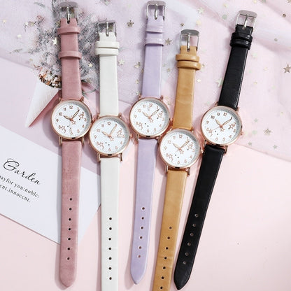 Reloj luminoso con estrella de cinco puntas y estilo sencillo