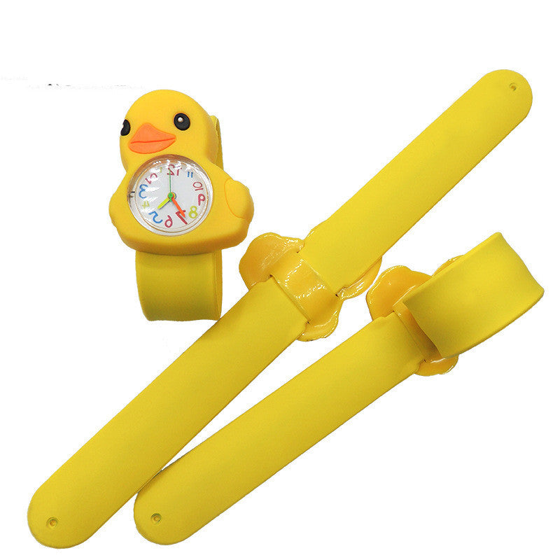 Reloj de cuarzo con dibujos animados de pato amarillo pequeño con adhesivo de PVC