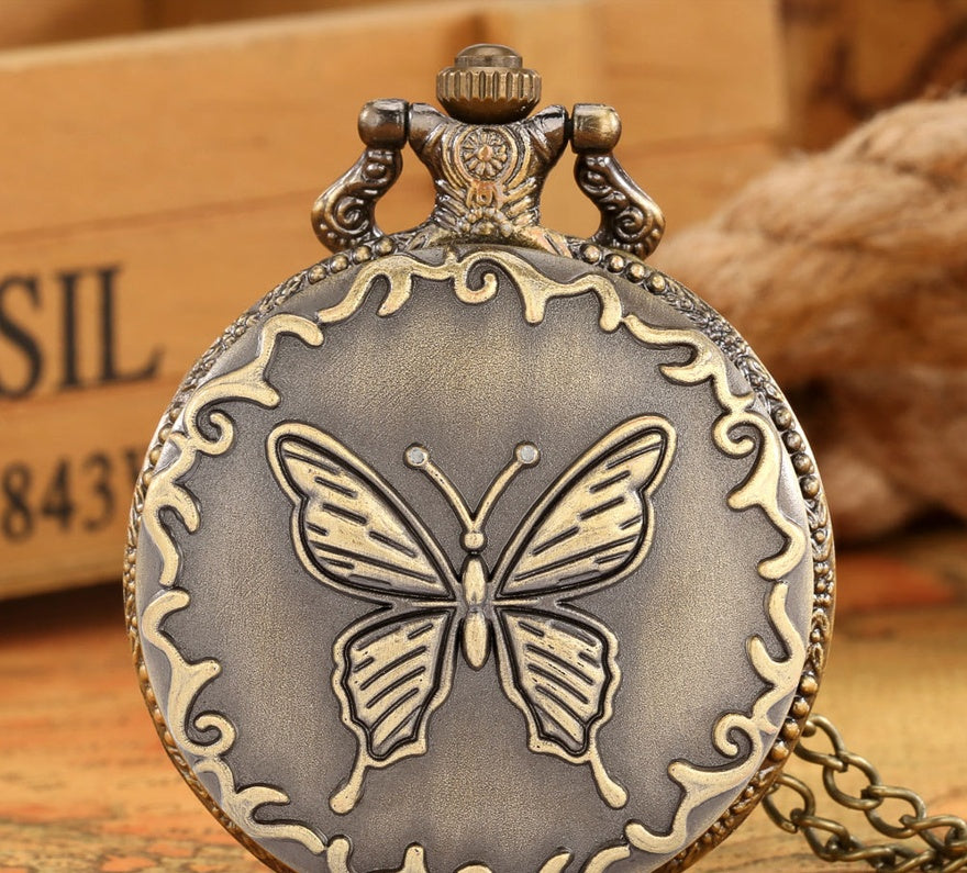 Reloj de bolsillo creativo con forma de mariposa hueca