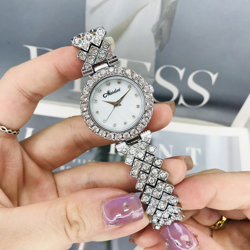 Reloj de mujer de lujo con superficie de fritillary y diamantes, esfera pequeña, pulsera llena de diamantes